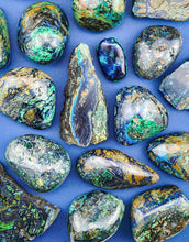 Load image into Gallery viewer, Azurite Touchstone