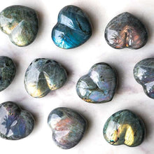 Load image into Gallery viewer, Labradorite Heart