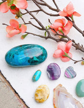 Load image into Gallery viewer, Chrysocolla Crystal
