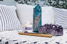Load image into Gallery viewer, Crystal Incense Burner
