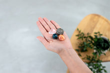Load image into Gallery viewer, Healing Crystals Starter Set - Energy Muse
