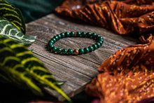 Load image into Gallery viewer, Attraction Bracelet - Malachite Bracelet - Energy Muse
